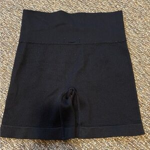 Colsie Black Ribbed Bike Shorts